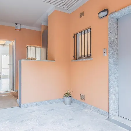 公寓 The Apple House