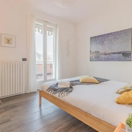 Apartment The Apple House Varenna